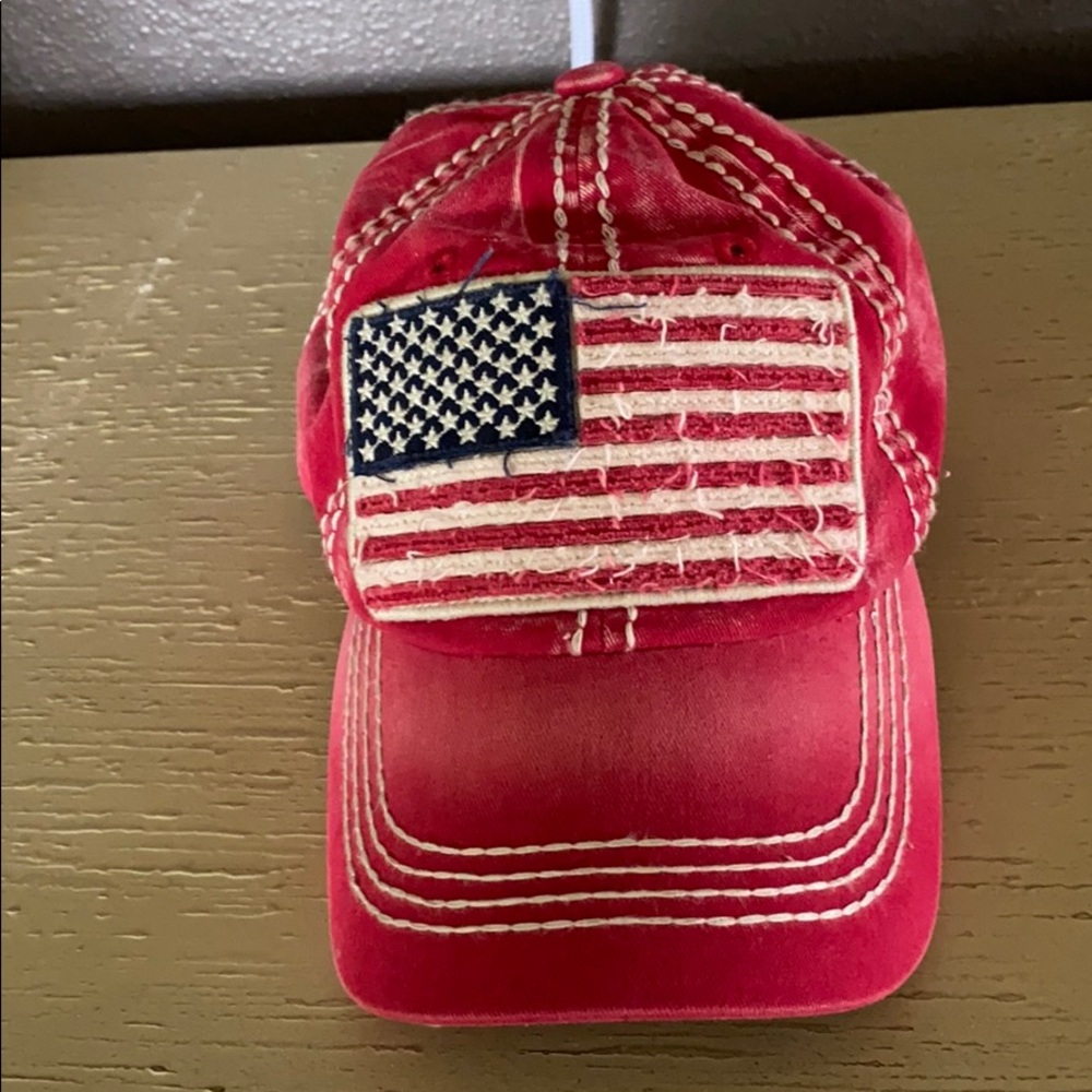 BALL CAP